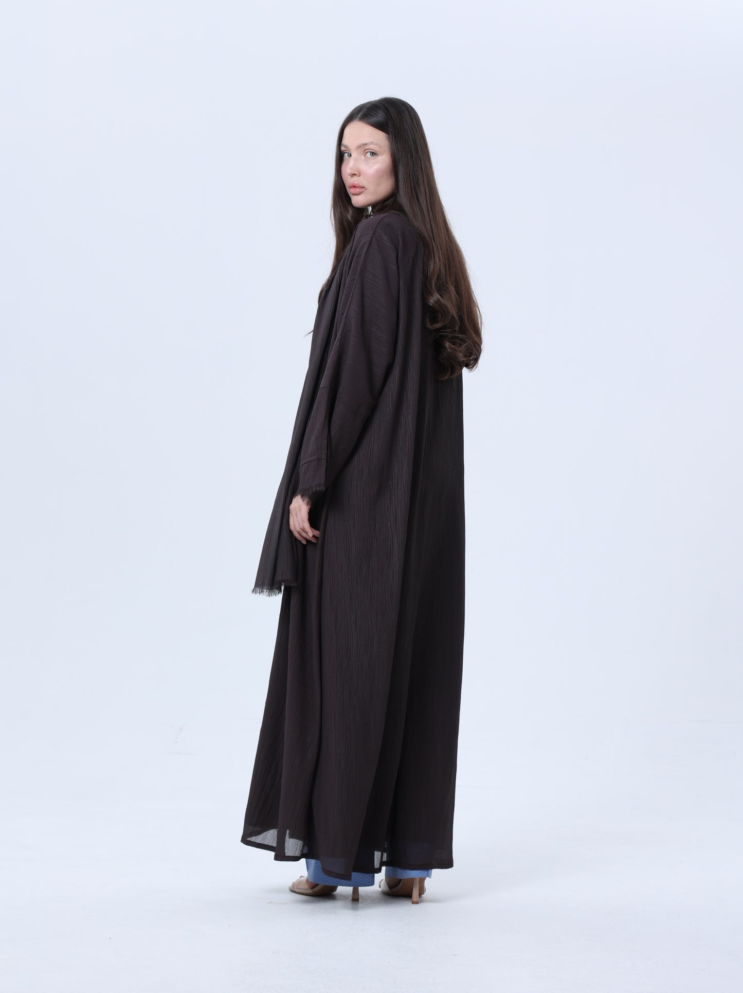 Oia in Brown