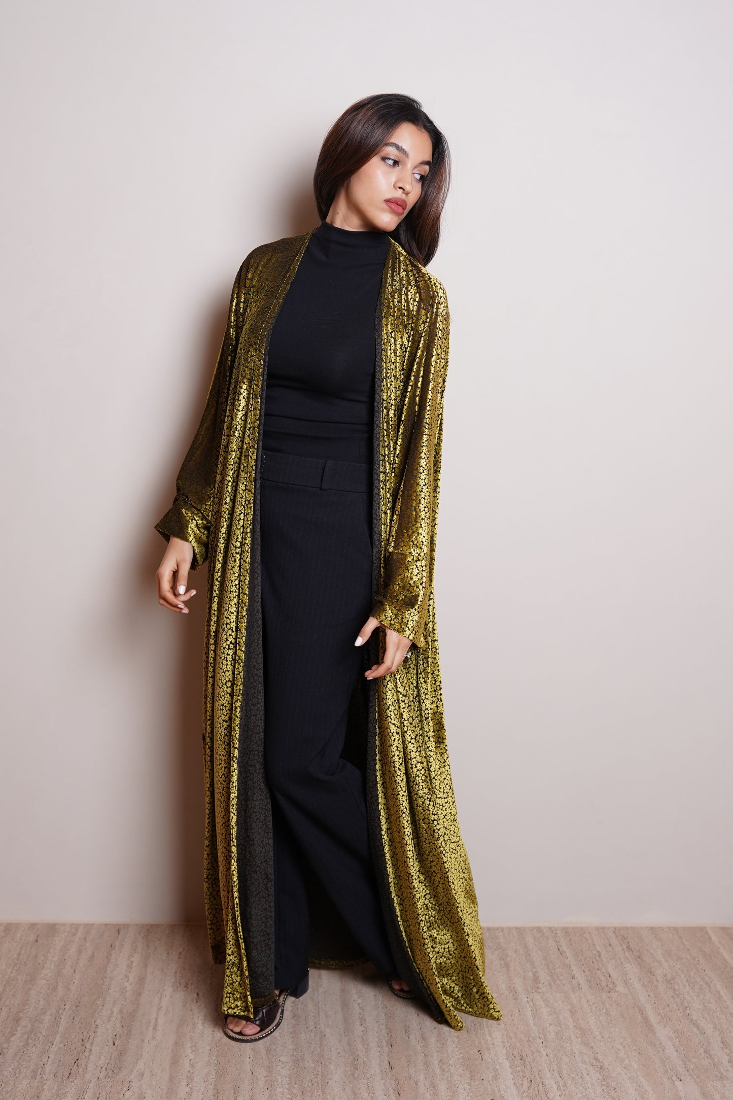 Petite bloom in Olive